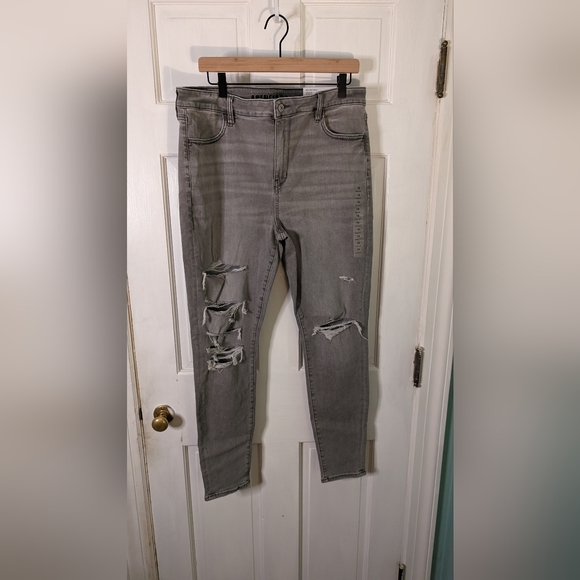 American Eagle Outfitters Denim - American Eagle Next Level Jeans Womens 16 Gray Jegging Distressed Stretch NWT